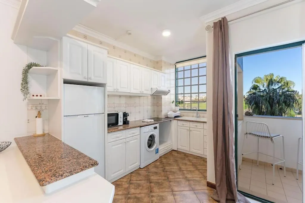 Apartment Comfortable Studio + Pool Few Steps From Beach Alvor